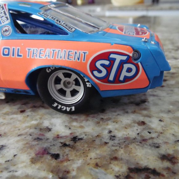 RICHARD PETTY FRANKLIN MINT #43 METAL CAR COLLECTIBLE VINTAGE - Picture 6 of 16